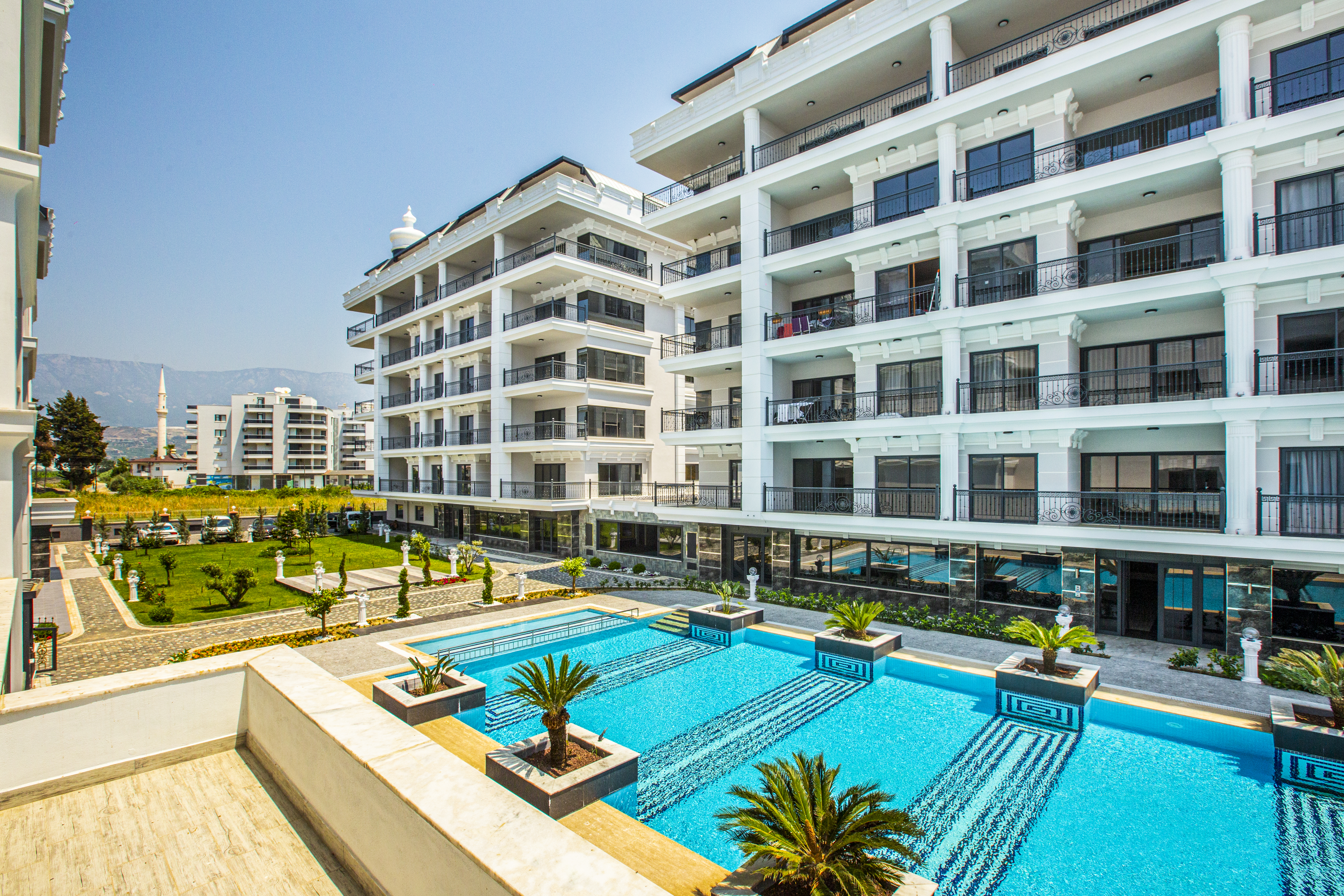 Luxurious Sea View Apartment in Kargicak District image